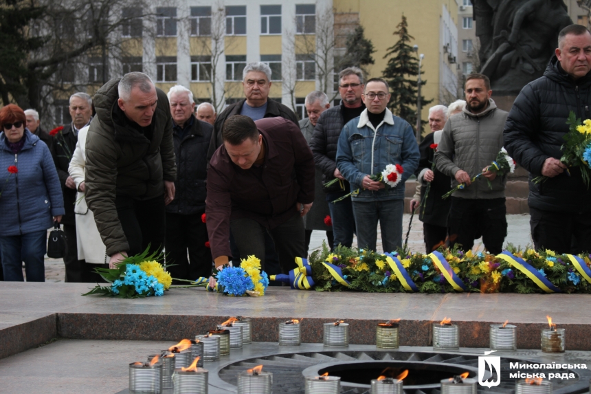 У Миколаєві відзначили 80-ті роковини звільнення міста від фашистських загарбників (фоторепортаж)