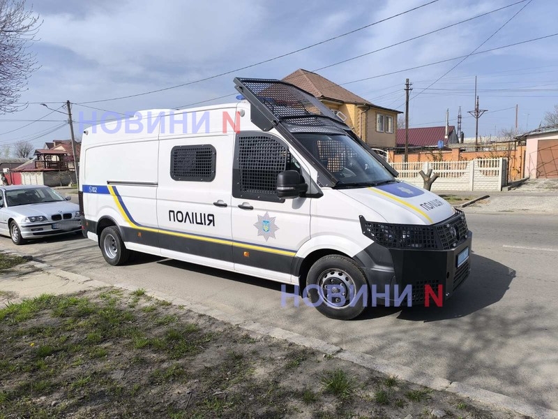 У центрі Миколаєва поліція затримала підозрюваних у торгівлі наркотиками
