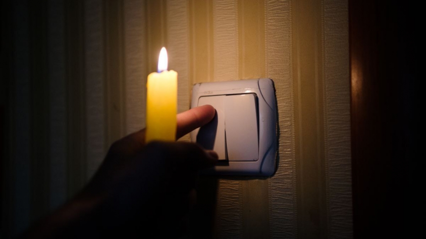 В Николаевской области неизвестные повредили электрооборудование и оставили село без света