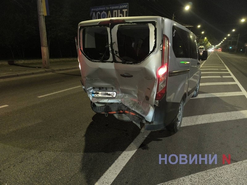 Водій «Шкоди», яка врізалася у «Форд» у Миколаєві ввечері, був п'яний, - патрульні