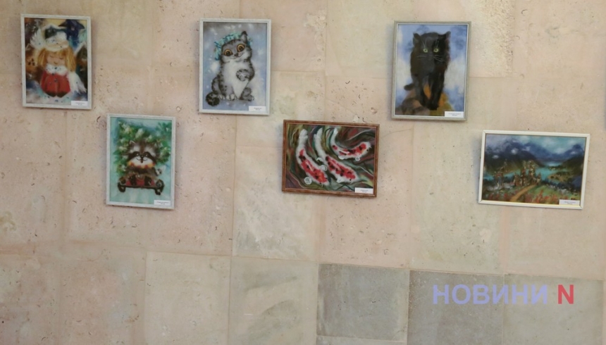 «Обычная шерсть – необычные вещи»: в Николаеве открылась выставка мастерицы Елены Мищенко (фоторепортаж)
