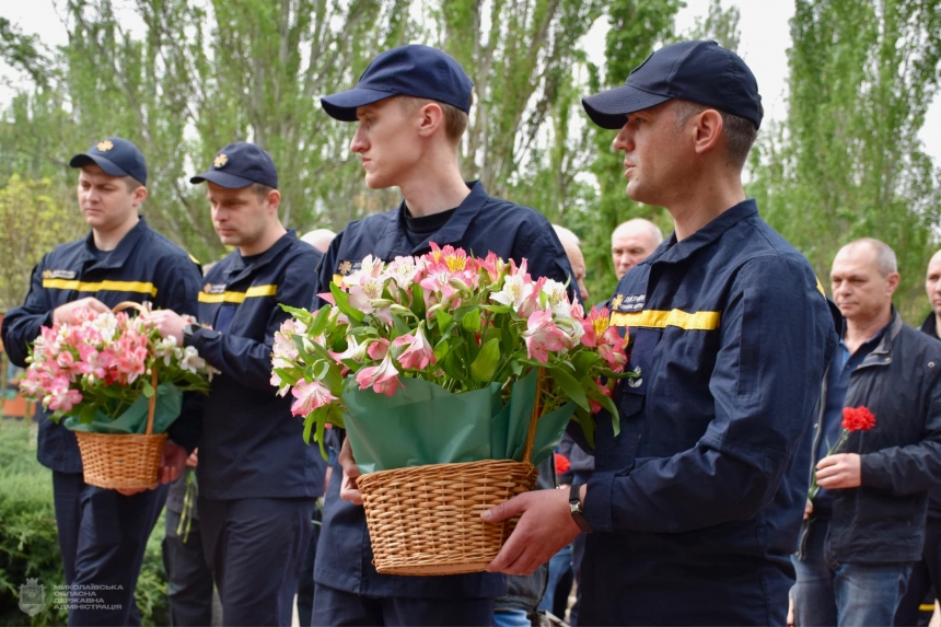 В Николаеве почтили память участников ликвидации аварии на ЧАЭС (фоторепортаж)