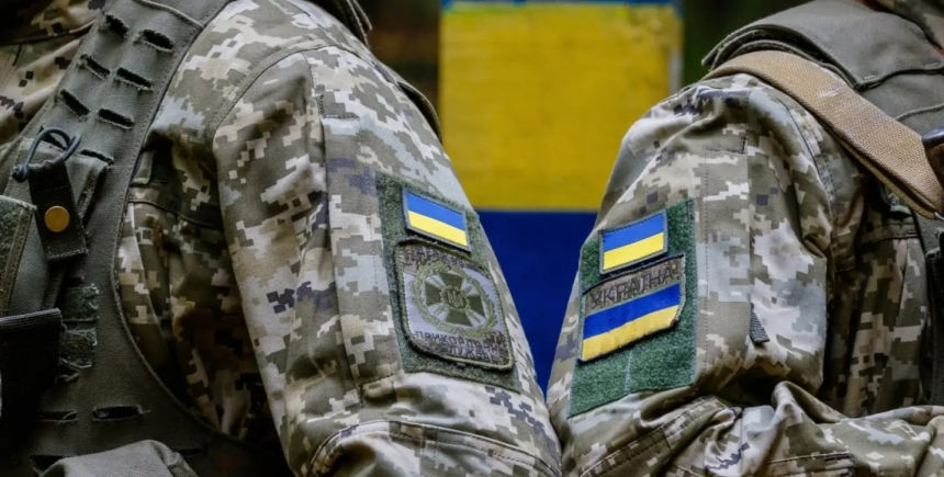 В Украине тысячи подсудимых избежали тюрьмы, попросившись на фронт, - СМИ