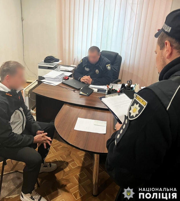 На Николаевщине водитель, севший пьяным за руль, пытался дать взятку полицейскому