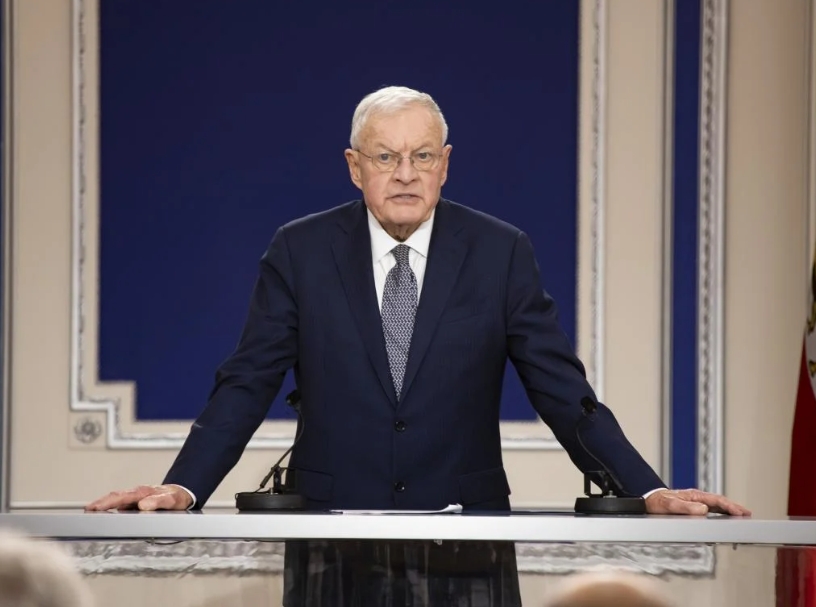 Келлог заявил, что Украина готова фактически признать территориальные потери Келлог заявил, что Украина готова фактически признать территориальные потери