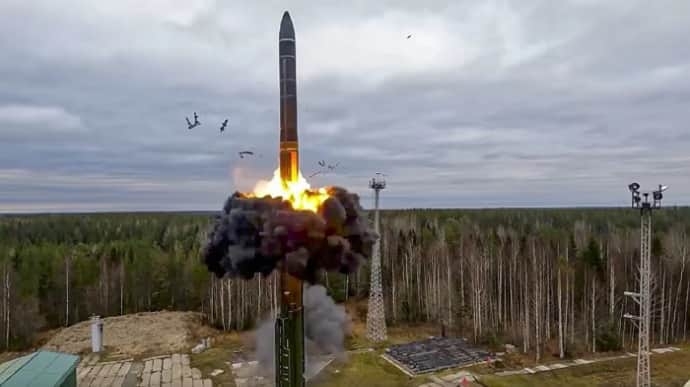 Зеленський доручив максимально прискорити створення української балістики Зеленський доручив максимально прискорити створення української балістики