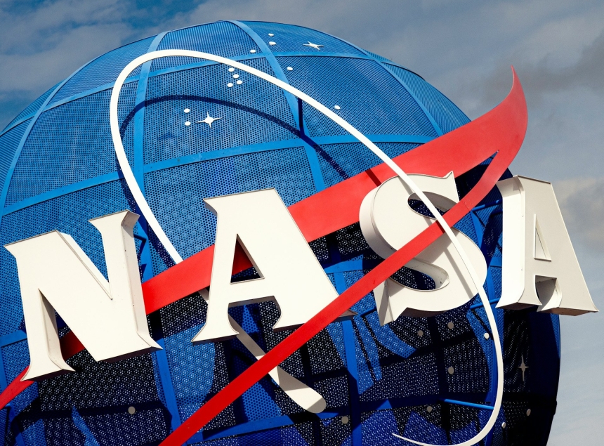 Трамп планирует сократить финансирование NASA Трамп планирует сократить финансирование NASA