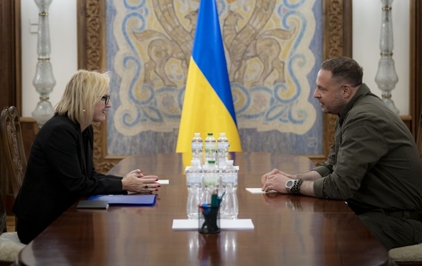 Ермак встретился с временной поверенной по делам США в Украине Ермак встретился с временной поверенной по делам США в Украине