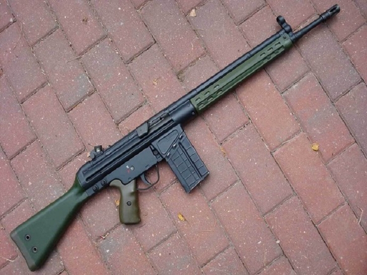 На Николаевщине мужчина нашел боевой автомат На Николаевщине мужчина нашел боевой автомат