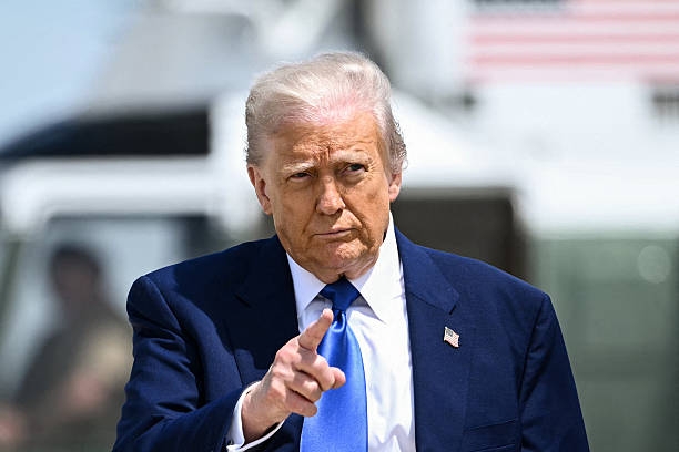 Трамп заявил, что готов встретиться с Путиным в Турции Трамп заявил, что готов встретиться с Путиным в Турции