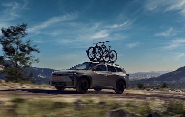 Toyota представила электрический bZ4X Touring Toyota представила электрический bZ4X Touring