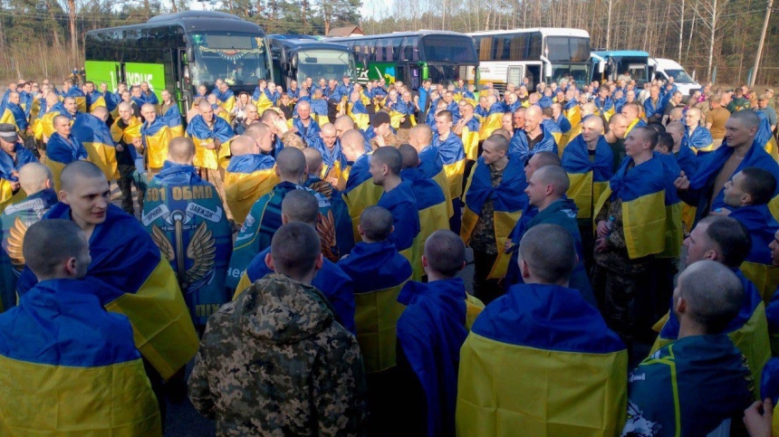 Буданов про обмін полоненими 1000 на 1000: сподіваюсь, це станеться наступного тижня Буданов про обмін полоненими 1000 на 1000: сподіваюсь, це станеться наступного тижня