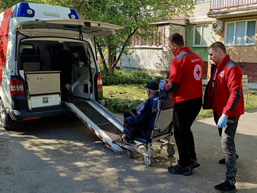 В четырех областях Украины стартует проект «социального такси» В четырех областях Украины стартует проект «социального такси»