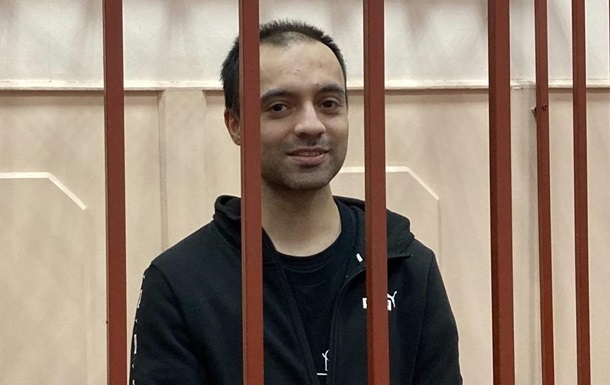 В РФ "анархист" устроил два теракта: его посадили на 29 лет В РФ "анархист" устроил два теракта: его посадили на 29 лет
