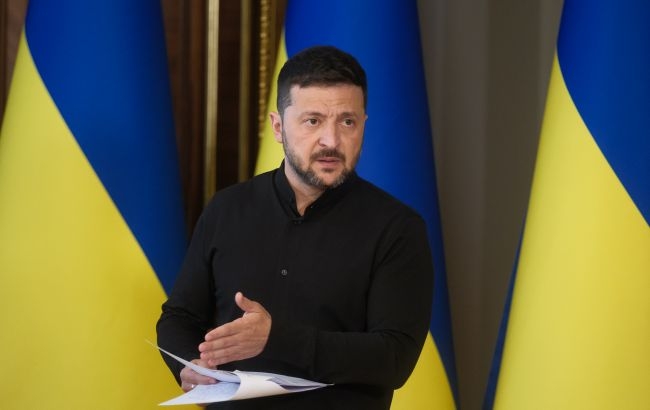 Зеленский отреагировал на идею РФ о перемирии на 2-3 дня Зеленский отреагировал на идею РФ о перемирии на 2-3 дня