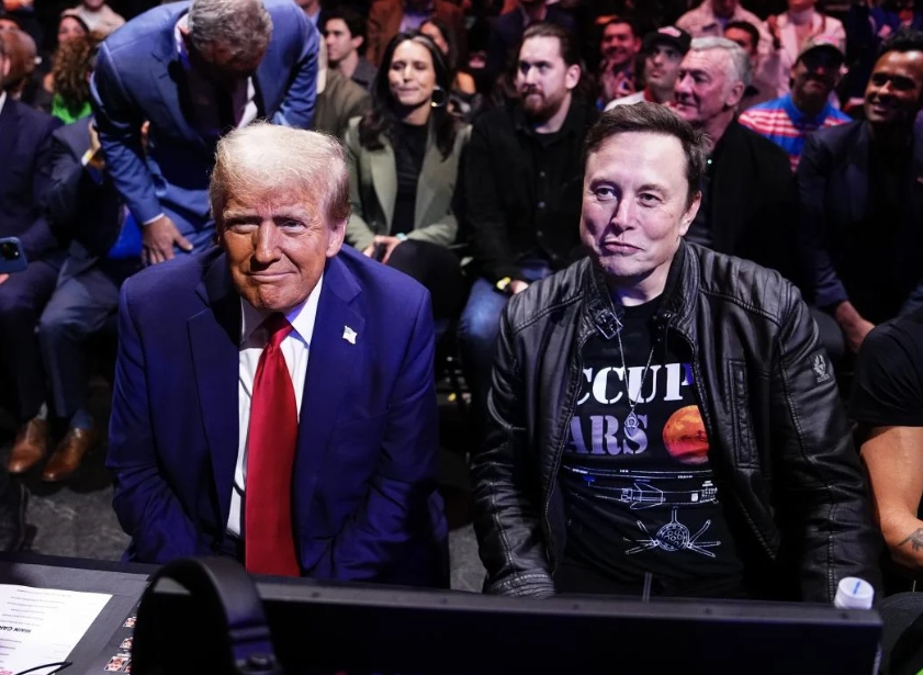 Публичная ссора Маска и Трампа: миллиардер заявил, что президент фигурирует в деле о педофилии Публичная ссора Маска и Трампа: миллиардер заявил, что президент фигурирует в деле о педофилии