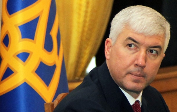 Екс-міністрів оборони України підозрюють у держзраді Екс-міністрів оборони України підозрюють у держзраді