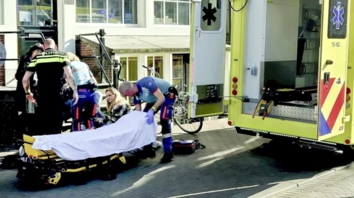 Украинец, напавший с ножом на людей в Амстердаме, был дезертиром – СМИ Украинец, напавший с ножом на людей в Амстердаме, был дезертиром – СМИ