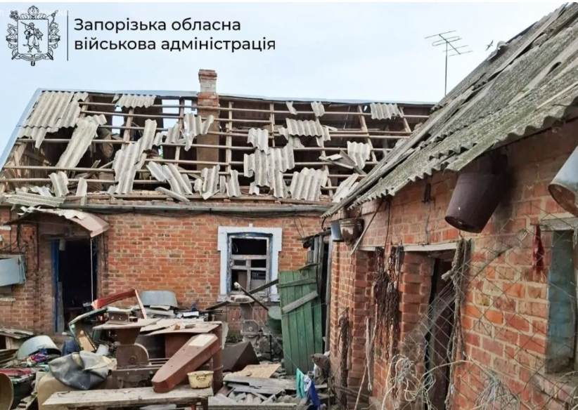 В результате авиаудара по Запорожской области ранен человек В результате авиаудара по Запорожской области ранен человек