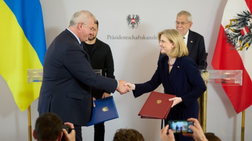 Україна та Австрія підписали п'ять ключових угод Україна та Австрія підписали п'ять ключових угод