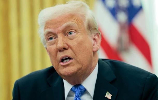 Трамп призвал всех немедленно покинуть Тегеран Трамп призвал всех немедленно покинуть Тегеран