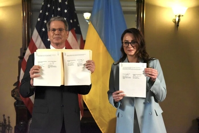 Соглашение об ископаемых между Украиной и США начало реализовываться — NYT Соглашение об ископаемых между Украиной и США начало реализовываться — NYT