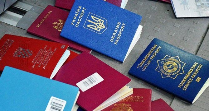 В Украине разрешили множественное гражданство - принят законопроект В Украине разрешили множественное гражданство - принят законопроект