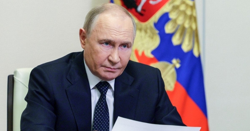 Путин заявил, что готов встретиться с Зеленским Путин заявил, что готов встретиться с Зеленским