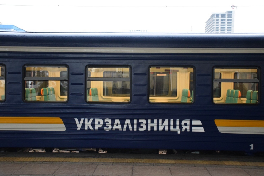 Внаслідок атаки БПЛА пошкоджено залізничний вокзал Одеси Внаслідок атаки БПЛА пошкоджено залізничний вокзал Одеси