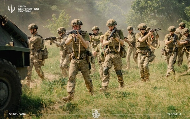 Сирський пообіцяв вихід із "тупикової оборони" Сирський пообіцяв вихід із "тупикової оборони"