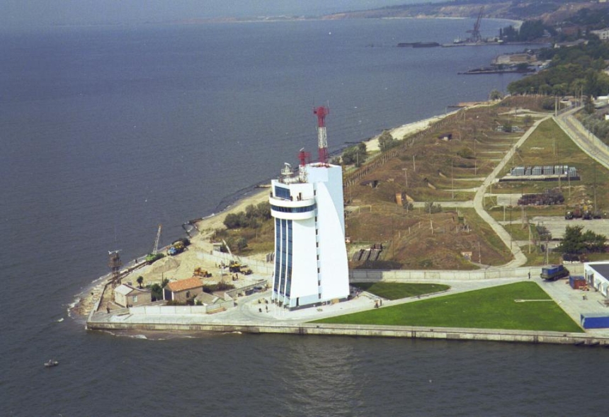 Росіяни вдарили ракетами по Очакову, - телеграм канали Росіяни вдарили ракетами по Очакову, - телеграм канали