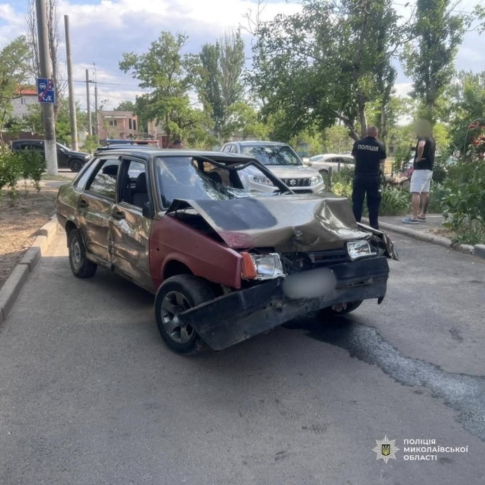Врезался в авто и сбил мотоциклистку: в Николаеве избрана мера пресечения пьяному водителю Врезался в авто и сбил мотоциклистку: в Николаеве избрана мера пресечения пьяному водителю