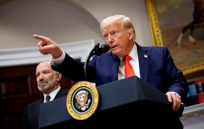 Трамп набросился с критикой на CNN и NYT из-за ударов по ядерным объектам Ирана Трамп набросился с критикой на CNN и NYT из-за ударов по ядерным объектам Ирана