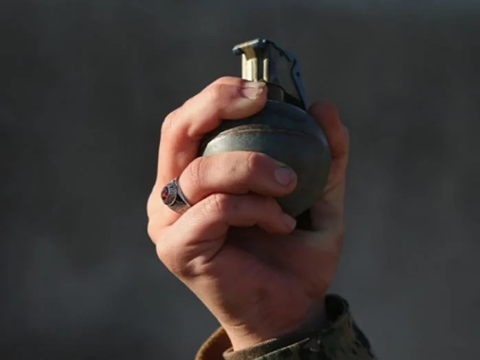 П’яний дебош із гранатою в миколаївському барі: чоловікові обрали запобіжний захід П’яний дебош із гранатою в миколаївському барі: чоловікові обрали запобіжний захід