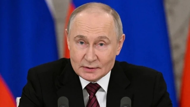 Путін публічно визнав проблеми в РФ і заявив про скорочення військових витрат - The Telegraph Путін публічно визнав проблеми в РФ і заявив про скорочення військових витрат - The Telegraph