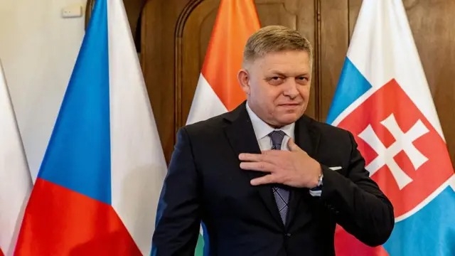 Премьер Словакии Фицо пожаловался, что президент Украины его «ненавидит» Премьер Словакии Фицо пожаловался, что президент Украины его «ненавидит»