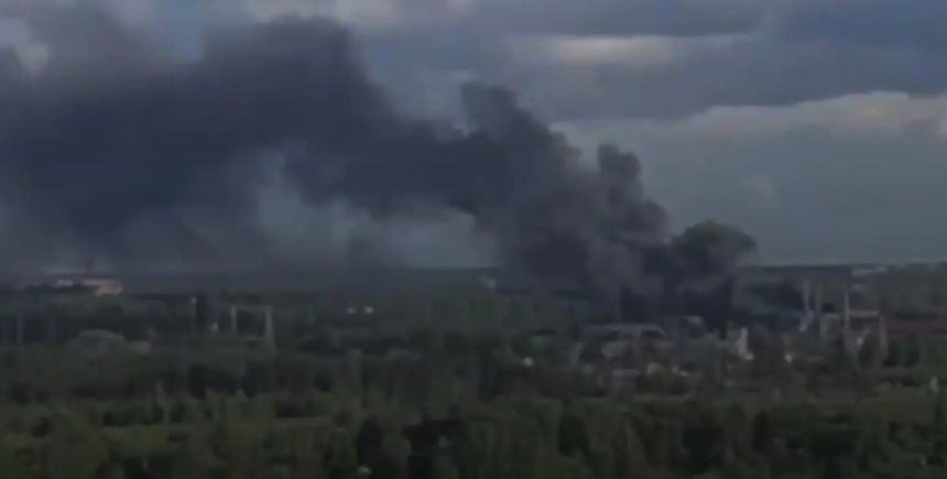 ЗСУ підірвали склади боєприпасів ЗС РФ у Брянській області (фото) ЗСУ підірвали склади боєприпасів ЗС РФ у Брянській області (фото)