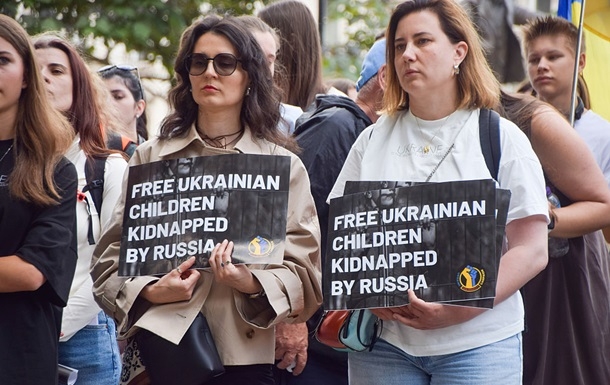 Конгресс США требует от России вернуть похищенных украинских детей Конгресс США требует от России вернуть похищенных украинских детей