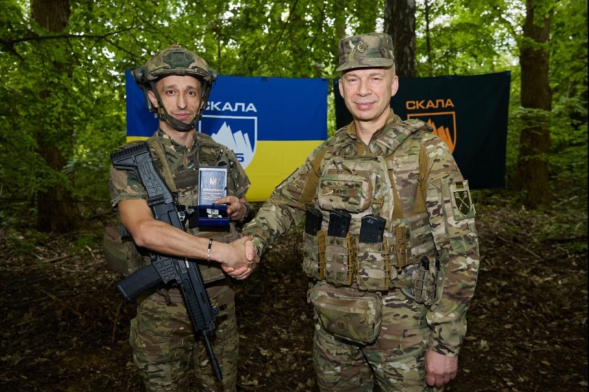 «Хрестом Військова честь» нагороджено захисника з Миколаєва «Хрестом Військова честь» нагороджено захисника з Миколаєва