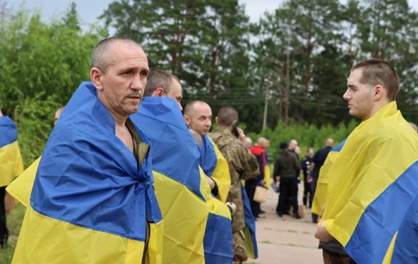 Зеленський анонсував нові обміни полоненими Зеленський анонсував нові обміни полоненими