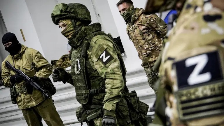 ГУР опубликовало разговор россиян, которые готовили химическую атаку на украинские позиции: перехват ГУР опубликовало разговор россиян, которые готовили химическую атаку на украинские позиции: перехват