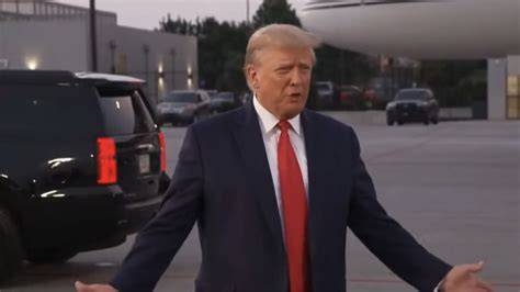 Трамп відреагував на удар по пологовому будинку у Харкові Трамп відреагував на удар по пологовому будинку у Харкові