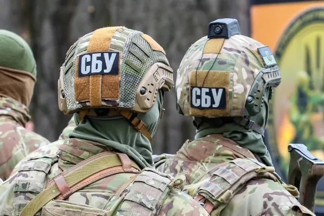 Їздив по району та знімав позиції ЗСУ: у Вознесенську упіймали інформатора російських спецслужб Їздив по району та знімав позиції ЗСУ: у Вознесенську упіймали інформатора російських спецслужб