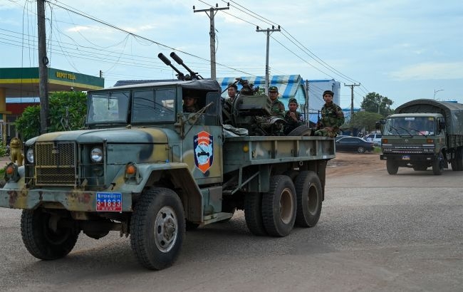 Лідери Таїланду та Камбоджі проведуть переговори: посередник - Малайзія Лідери Таїланду та Камбоджі проведуть переговори: посередник - Малайзія