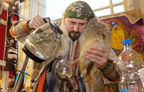 Кабмин решил освободить от штрафов знахарей и народных целителей Кабмин решил освободить от штрафов знахарей и народных целителей
