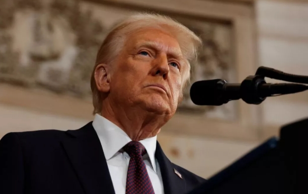 Трамп перебрасывает две атомные подлодки из-за ядерных угроз Медведева Трамп перебрасывает две атомные подлодки из-за ядерных угроз Медведева