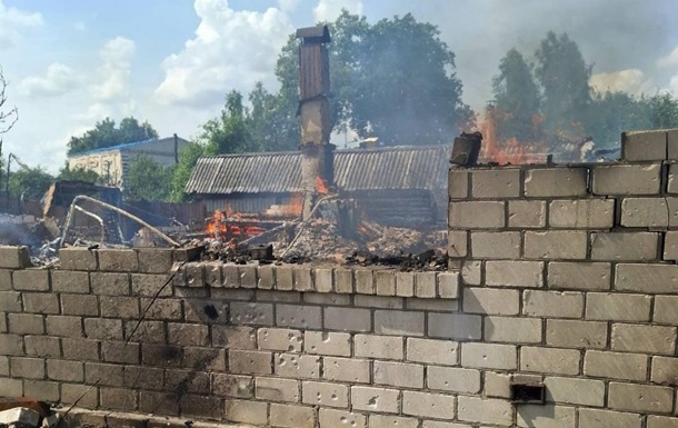У Сумській області 12-річна дитина загинула через атаку російського дрону У Сумській області 12-річна дитина загинула через атаку російського дрону
