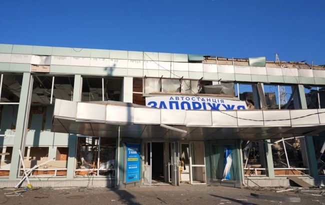 З'явилося відео моменту прильоту по автовокзалу в Запоріжжі З'явилося відео моменту прильоту по автовокзалу в Запоріжжі