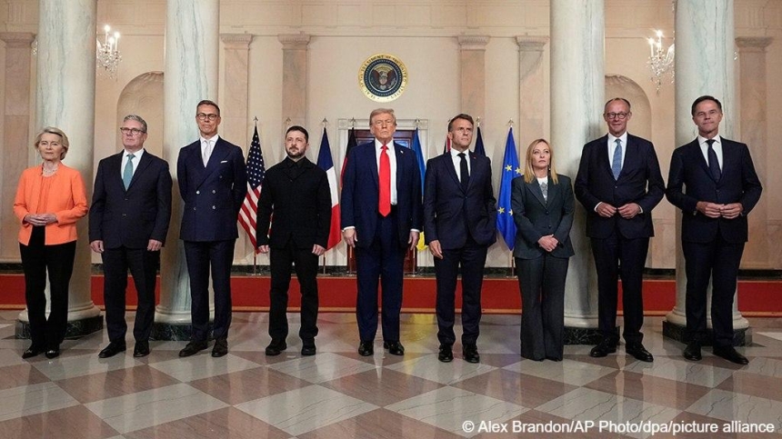 Началась закрытая встреча Трампа с Зеленским и лидерами стран ЕС Началась закрытая встреча Трампа с Зеленским и лидерами стран ЕС