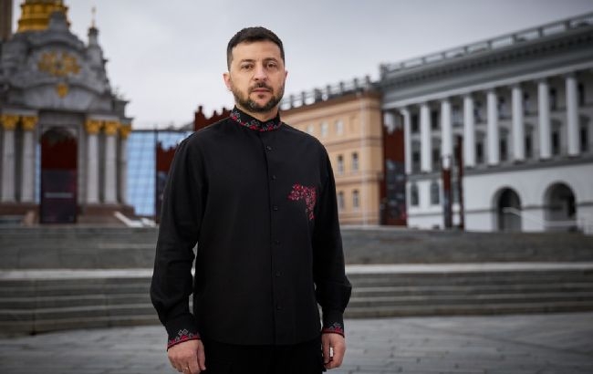 Зеленский на День независимости: нужен справедливый мир, каким он будет - решать нам Зеленский на День независимости: нужен справедливый мир, каким он будет - решать нам